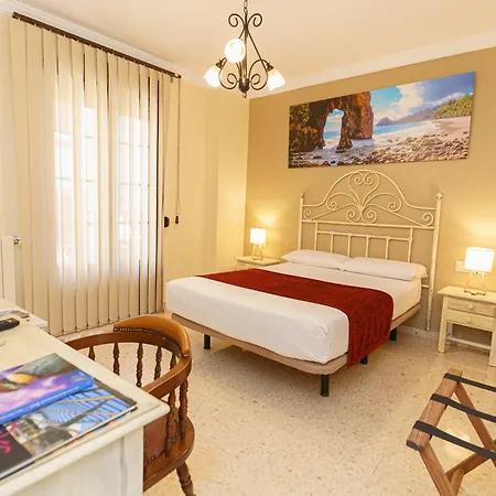 Colon Hotel