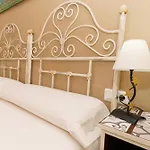 Colón Hotel *