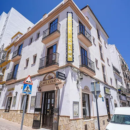Colon Ξενοδοχείο *