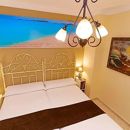 Hotell Colon *